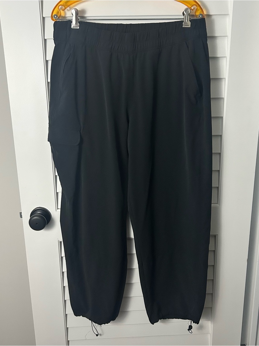 Athleta Black Joggers Baggy Oversized Women’s Large Cargo Pockets